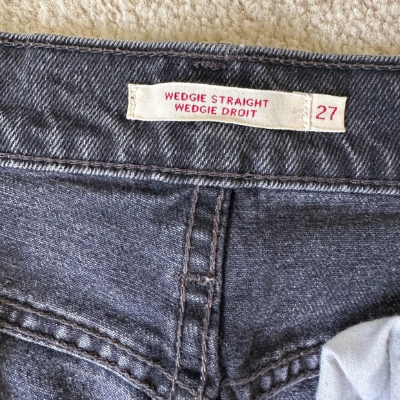 Levi’s Wedgie Straight Jeans - Picture 4 of 5